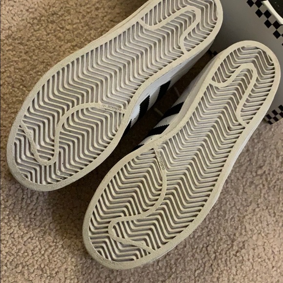 Adidas Original Superstar (men’s 7/woman’s 8) - Picture 5 of 9